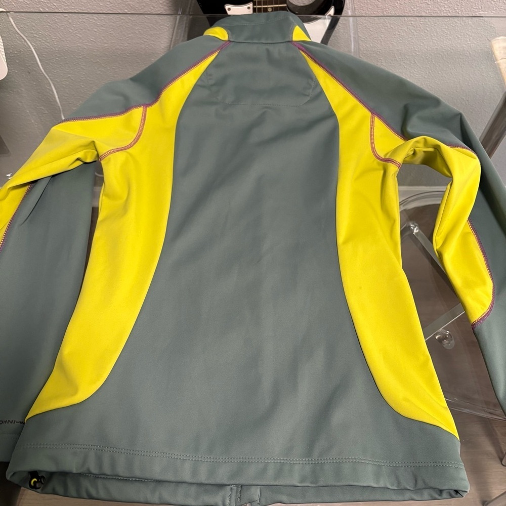 Columbia Women's Teal and Lime Jacket - Picture 2 of 9